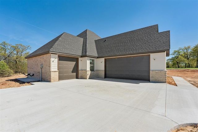 16114 Vernon Circle, Newalla, OK 74857