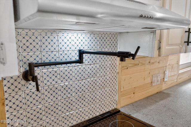 2313 DAISY Street, Middleburg, FL 32068