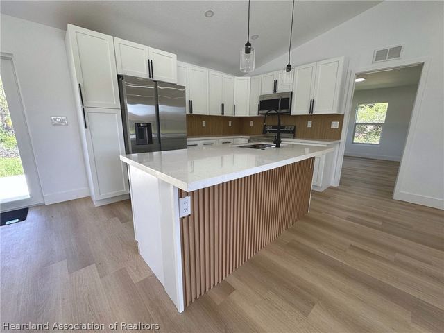 523 Concert Drive, Lake Placid, FL 33852