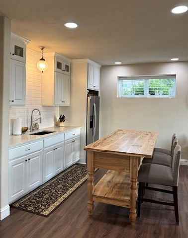 6551 Wolf Hollow Road, Windsor, WI 53598