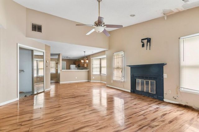 8022 Creekstone Way, Riverdale, GA 30274