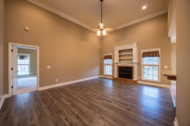 178 Kailors Cove Circle, Ringgold, GA 30736
