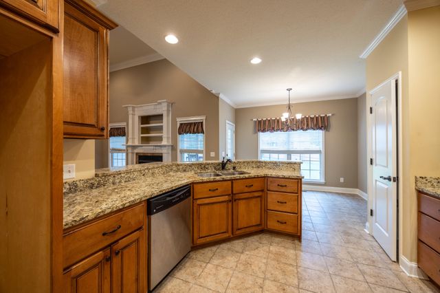 178 Kailors Cove Circle, Ringgold, GA 30736