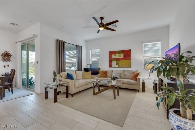 689 Webber Park Street, Henderson, NV 89011