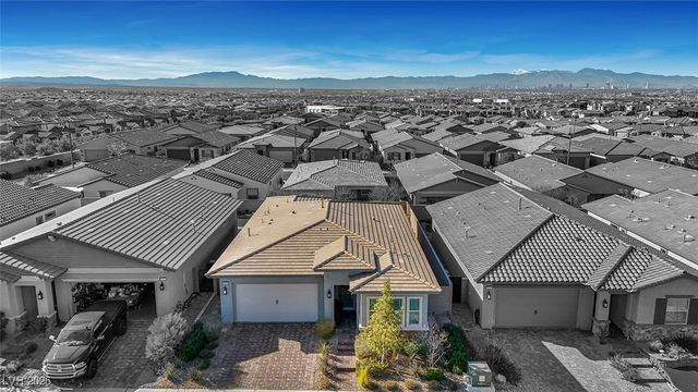 689 Webber Park Street, Henderson, NV 89011