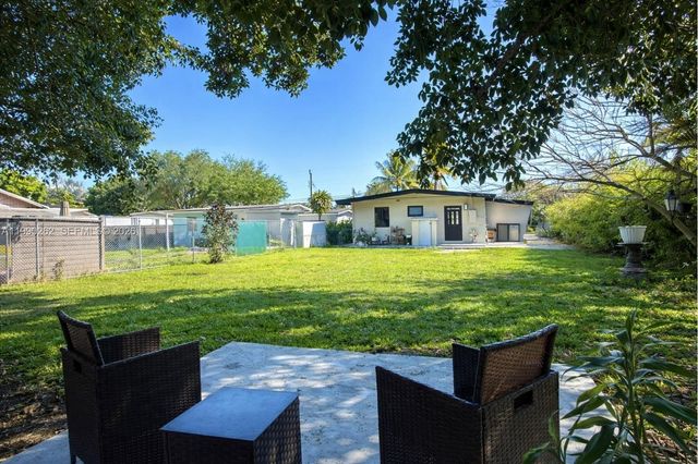 6561 SW 34th St, Miami, FL 33155