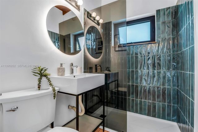 6561 SW 34th St, Miami, FL 33155