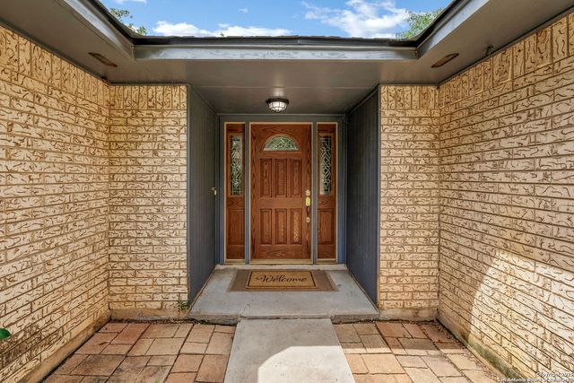 7923 Creek Trail, San Antonio, TX 78254