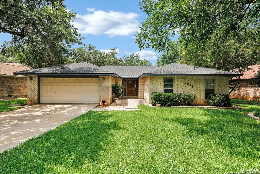 7923 Creek Trail, San Antonio, TX 78254