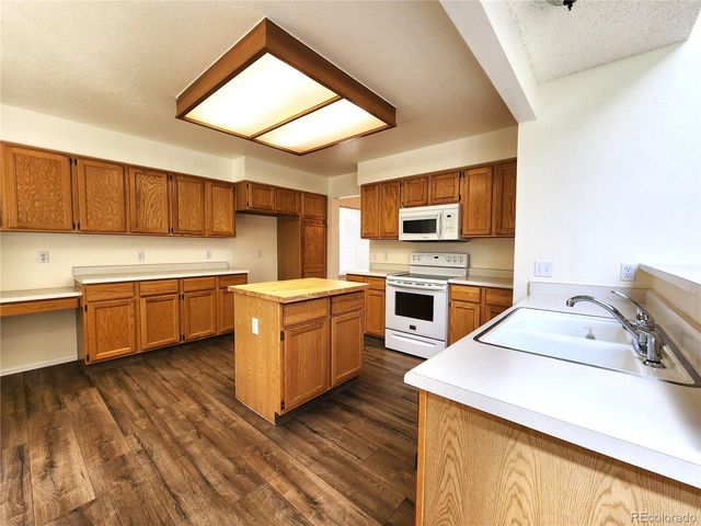 10705 Milliken Street, Parker, CO 80134