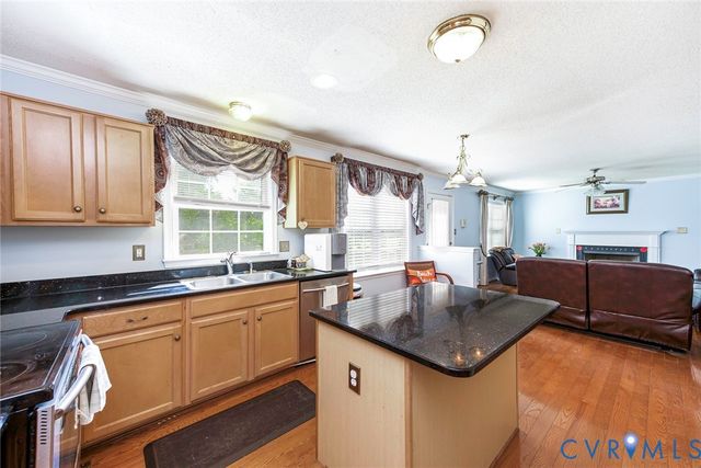 1900 Brilland Ct, Glen Allen, VA 23060