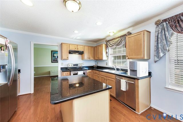 1900 Brilland Ct, Glen Allen, VA 23060
