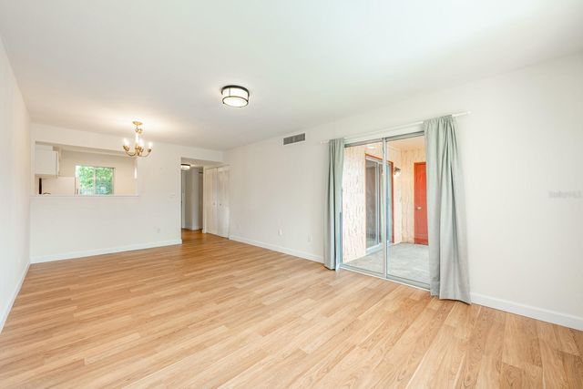 2860 N POWERS DRIVE 134, Orlando, FL 32818