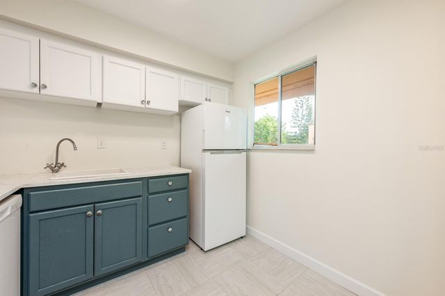 2860 N POWERS DRIVE 134, Orlando, FL 32818