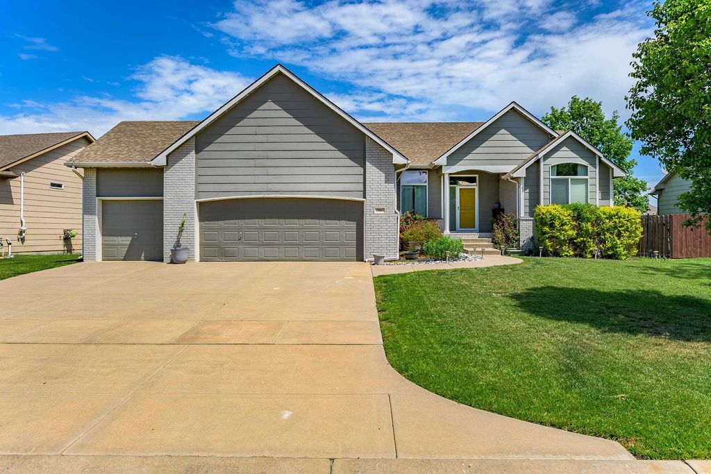 704 W Point Court, Andover, KS 67002