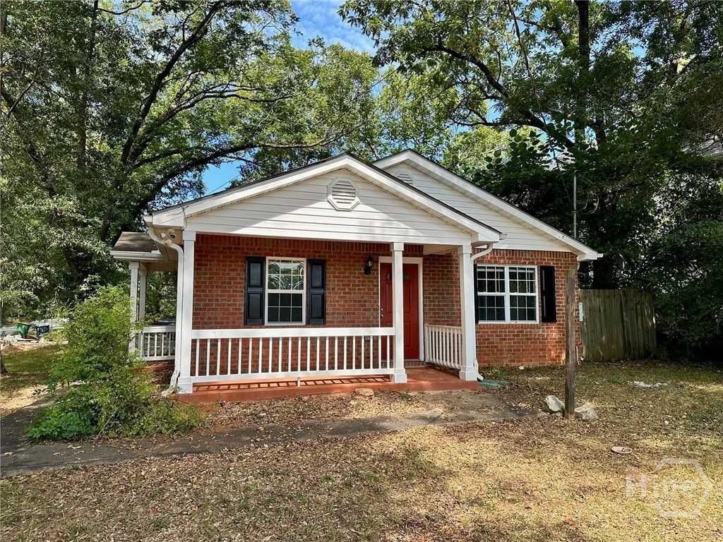 2206 S Lumpkin Street, Athens, GA 30606