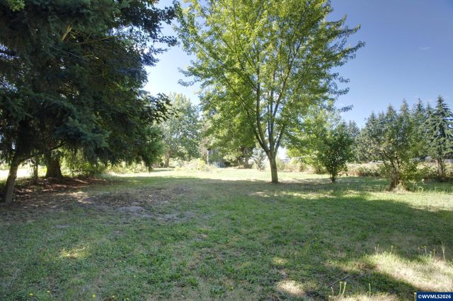 4545 Hazelgreen Rd, Salem, OR 97305