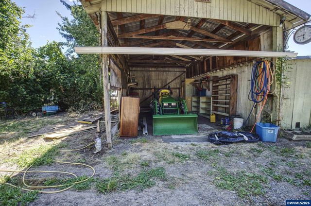 4545 Hazelgreen Rd, Salem, OR 97305