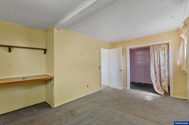 4545 Hazelgreen Rd, Salem, OR 97305