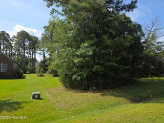 1208 Crows Nest Court, New Bern, NC 28560