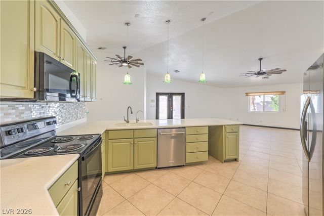 3195 Heyer Street, Logandale, NV 89021