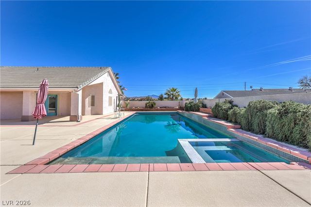 3195 Heyer Street, Logandale, NV 89021