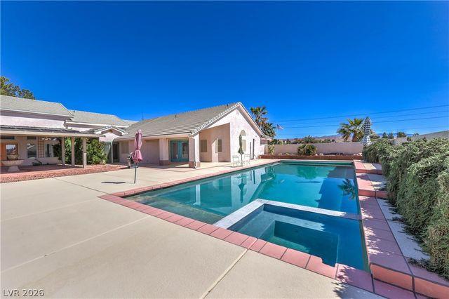 3195 Heyer Street, Logandale, NV 89021