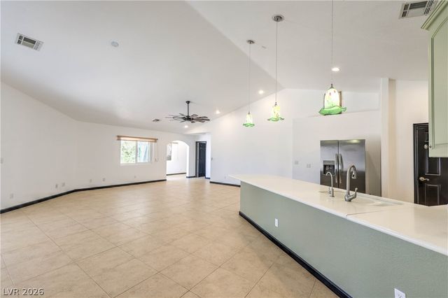 3195 Heyer Street, Logandale, NV 89021