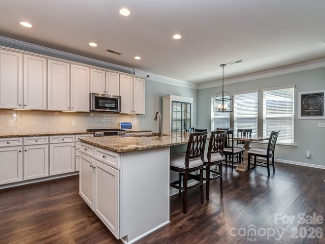 1726 Royal Gorge Avenue, Charlotte, NC 28210