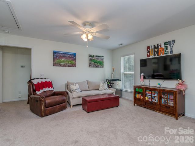 1726 Royal Gorge Avenue, Charlotte, NC 28210