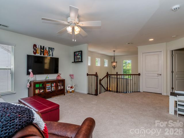 1726 Royal Gorge Avenue, Charlotte, NC 28210