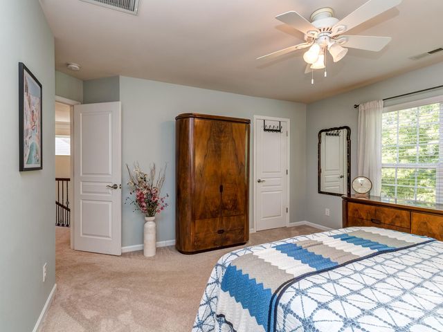 1726 Royal Gorge Avenue, Charlotte, NC 28210