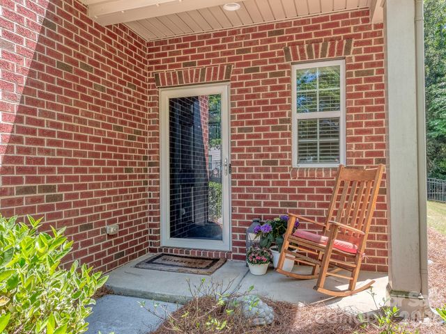 1726 Royal Gorge Avenue, Charlotte, NC 28210