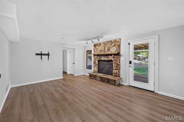 854 Meadowview Lane, Columbia, IL 62236