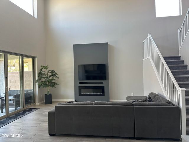 7228 W QUAIL TRACK Drive, Peoria, AZ 85383