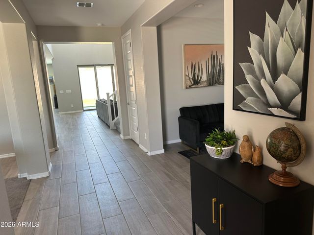 7228 W QUAIL TRACK Drive, Peoria, AZ 85383