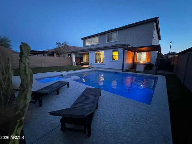 7228 W QUAIL TRACK Drive, Peoria, AZ 85383