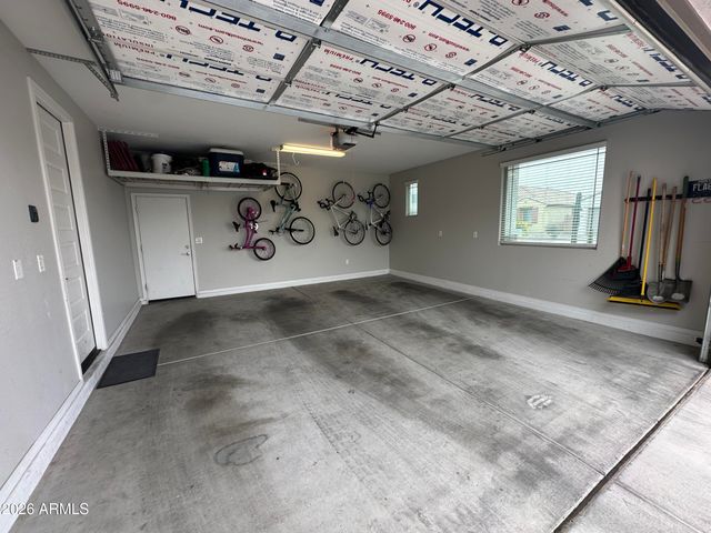 7228 W QUAIL TRACK Drive, Peoria, AZ 85383