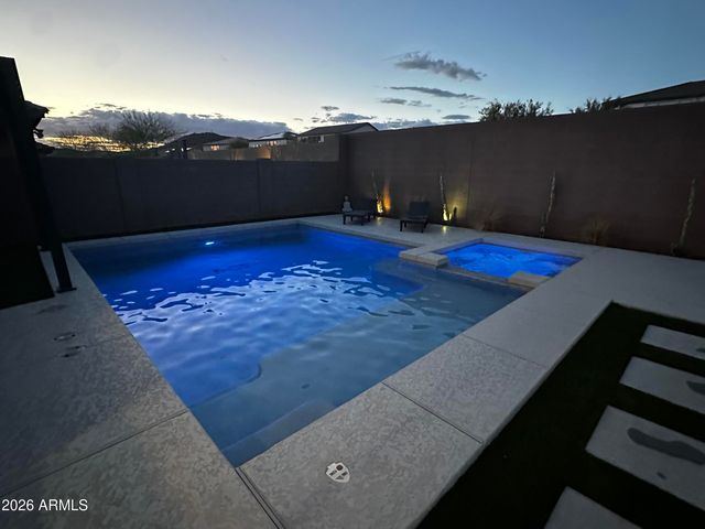 7228 W QUAIL TRACK Drive, Peoria, AZ 85383
