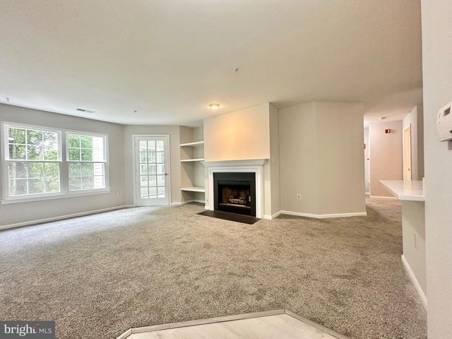 6105 WIGMORE LN #F, Alexandria, VA 22315