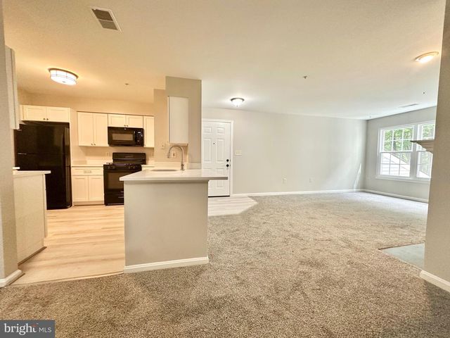 6105 WIGMORE LN #F, Alexandria, VA 22315