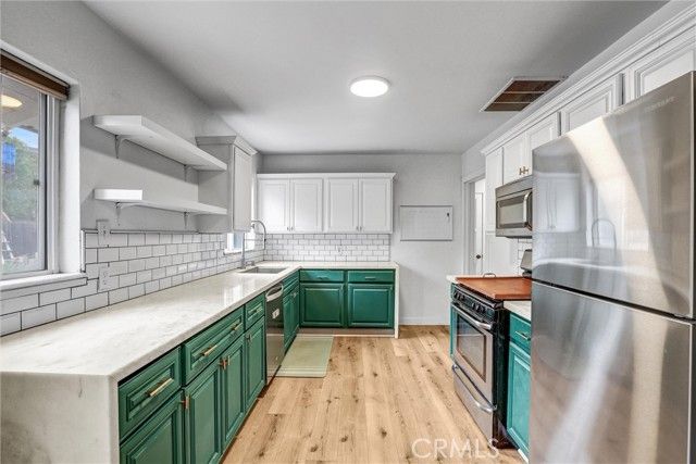 5550 Grape Street, San Diego, CA 92105