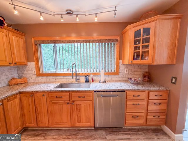 20 Hickory Forest Lane NW, Kingston, GA 30145