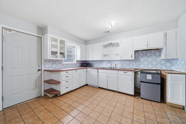 1300 W 3rd Street, Okmulgee, OK 74447