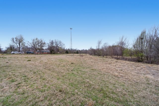 1300 W 3rd Street, Okmulgee, OK 74447