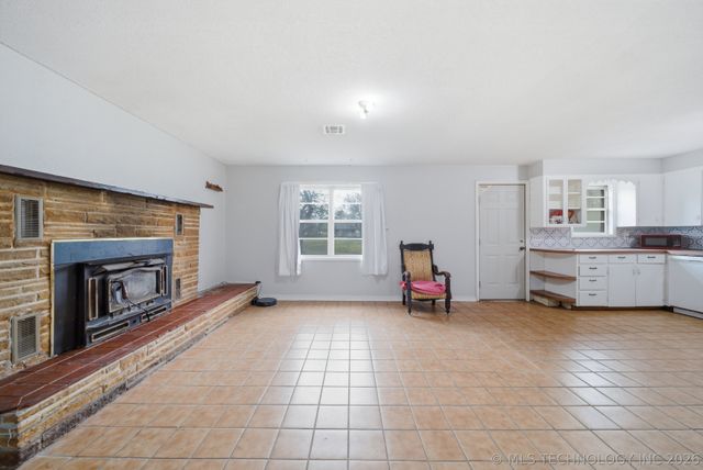 1300 W 3rd Street, Okmulgee, OK 74447