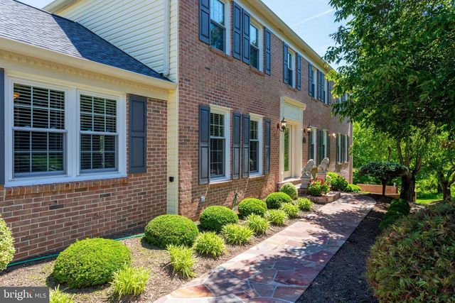 1435 ROSEWOOD HILL DR, Vienna, VA 22182
