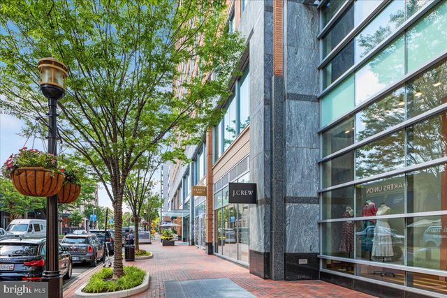 1435 ROSEWOOD HILL DR, Vienna, VA 22182