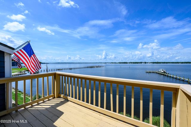 42 Eastern Shore Townhouses, Bridgeton, NC 28519