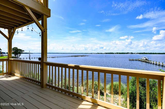 42 Eastern Shore Townhouses, Bridgeton, NC 28519